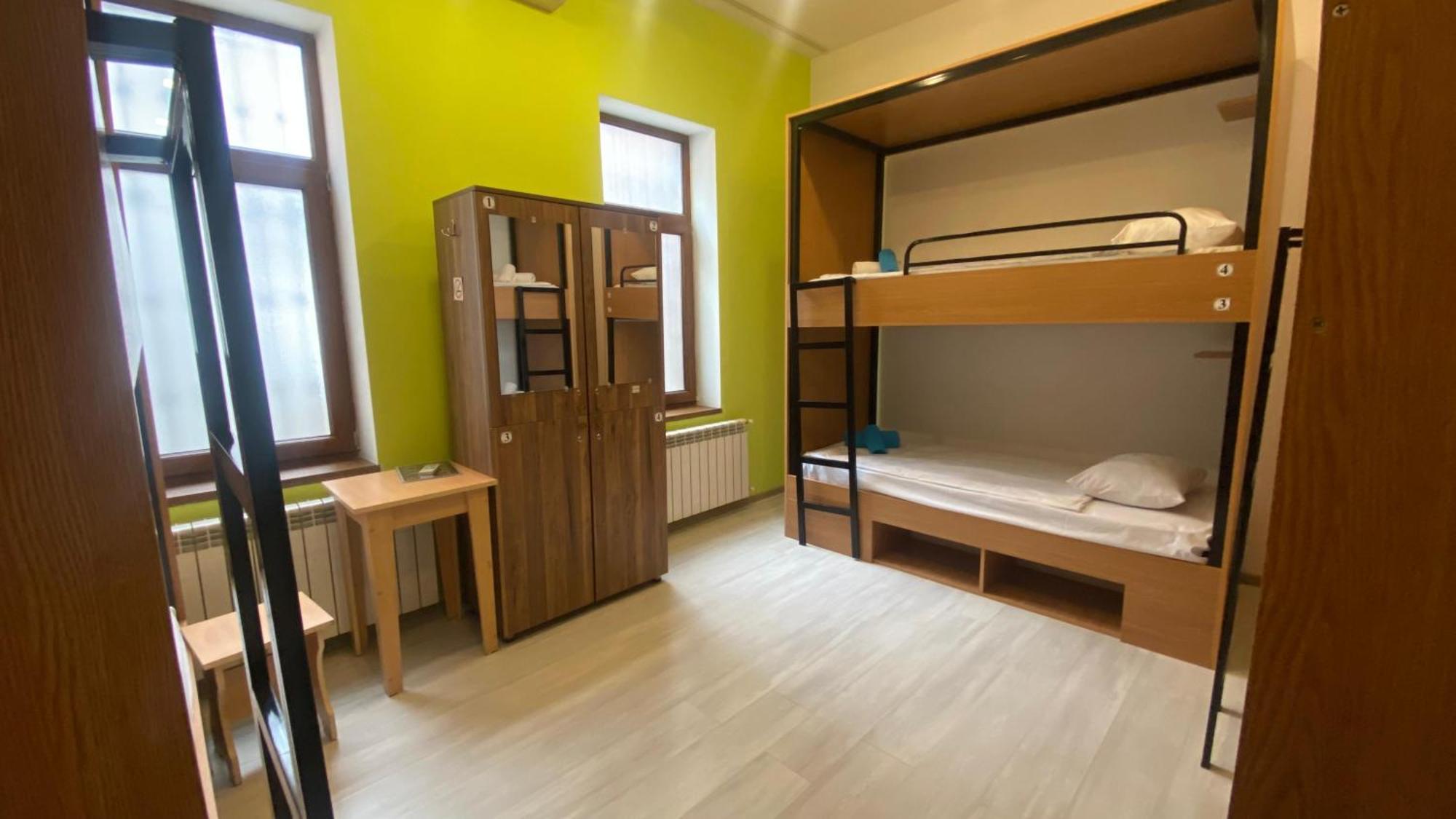 Central Hostel Şǝki Екстериор снимка